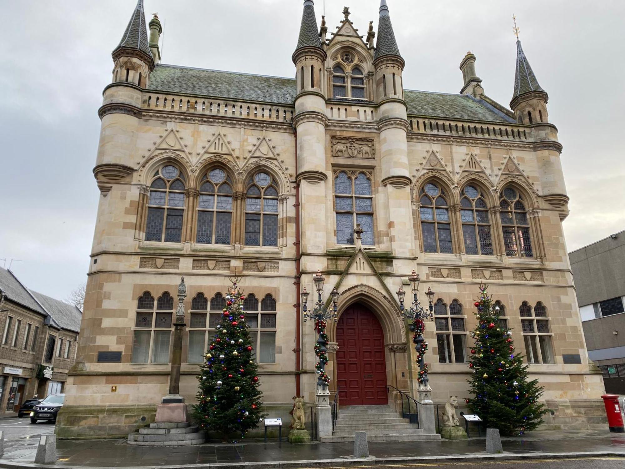 No 10 Immaculate City Centre, Top Floor 2 Bed Flat With Free Parking Inverness Eksteriør billede